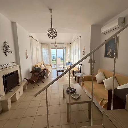 Holiday home C&c Private & Vista Siviri