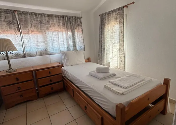 Vakantiehuis C&c Private & Vista Siviri