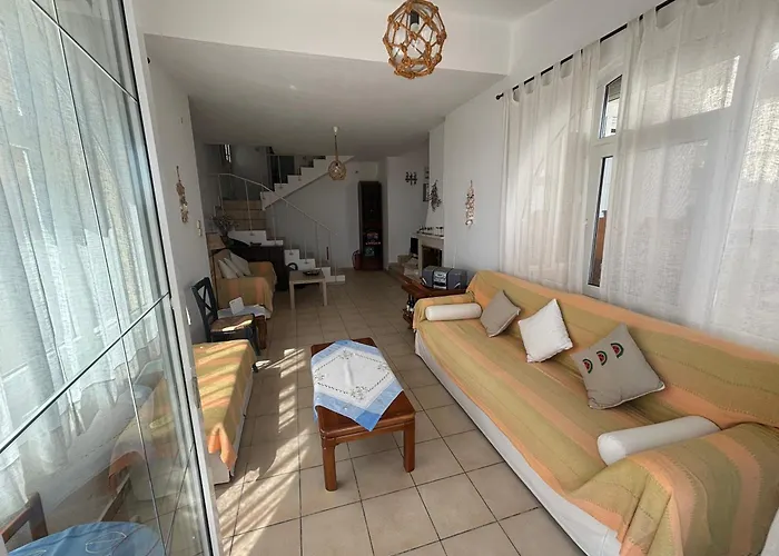 C&c Private & Vista Siviri